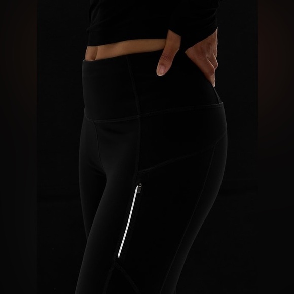 Athleta Rainier High Compression Brushed Interior High Rise Legging - Black - Sm - Picture 3 of 11